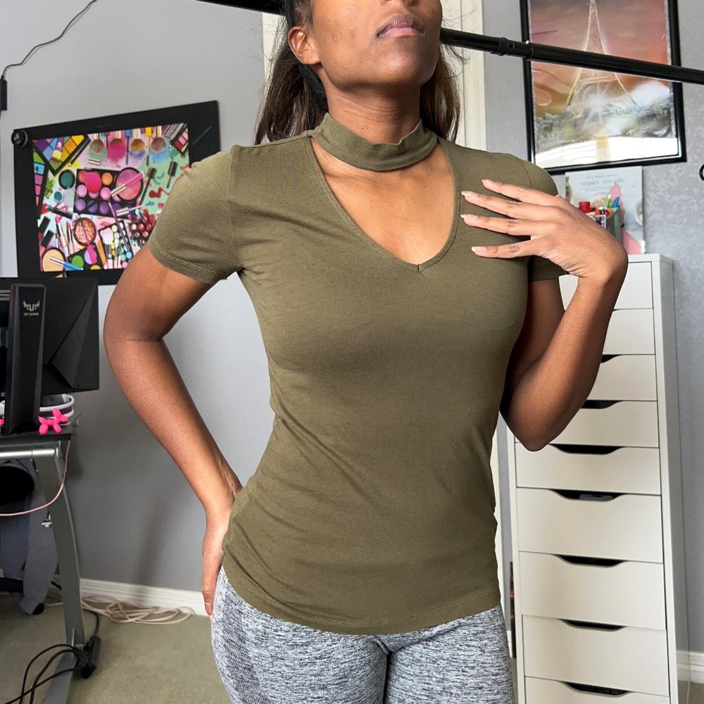Chocker Neck Top-Olive